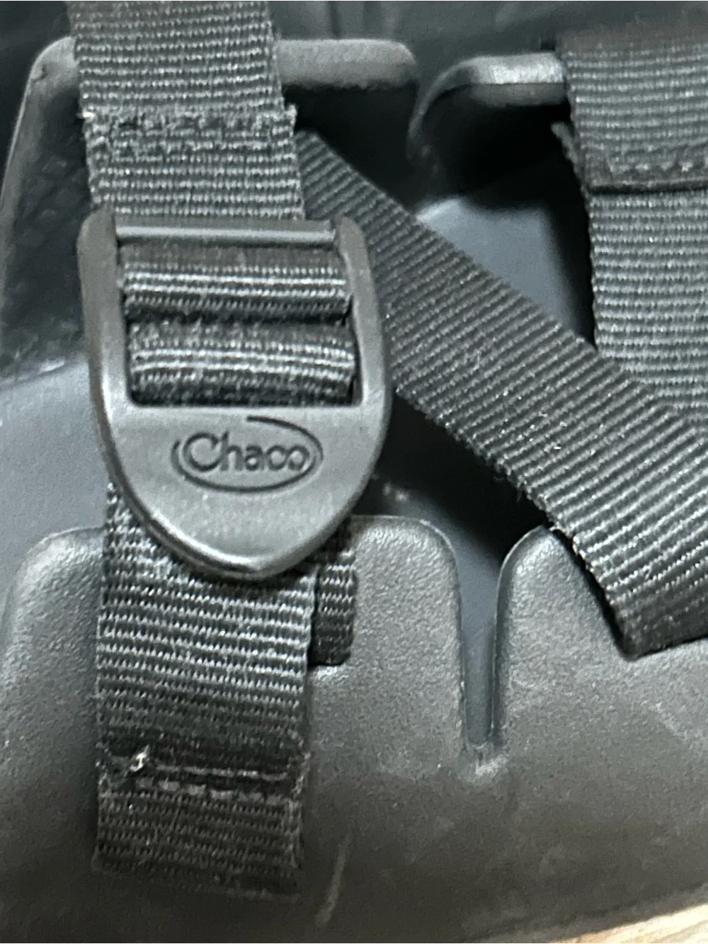 Chaco Chillos equal to ladies 7.5/8 youth 6 slides / sandals